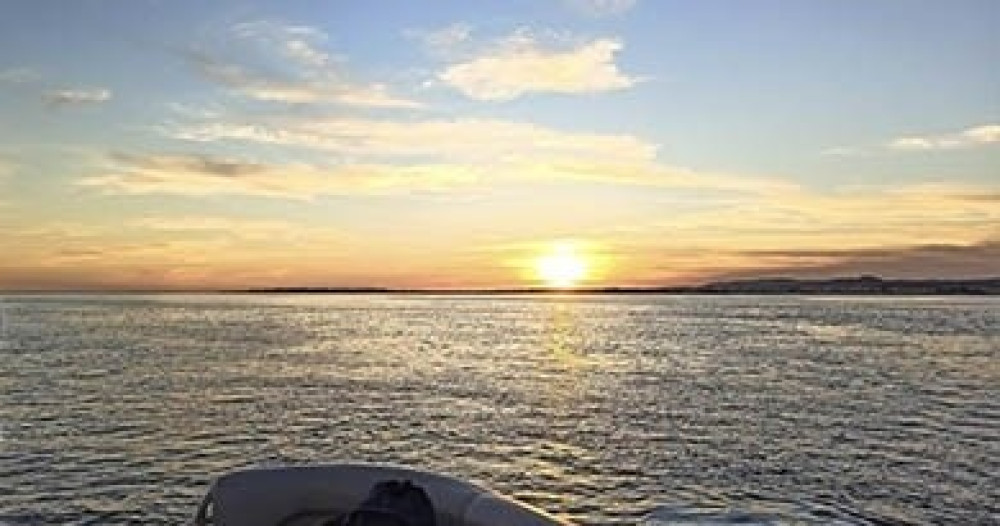 Small Group: Sunset and Island Tour