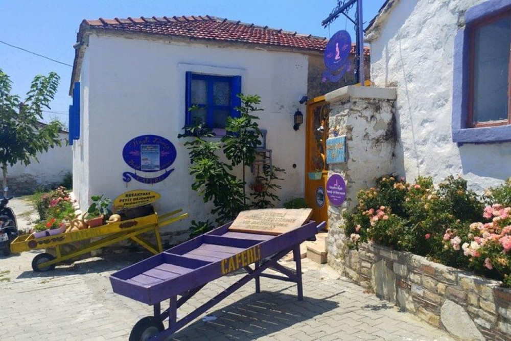 Kusadasi Port Turkish Village Private Tour