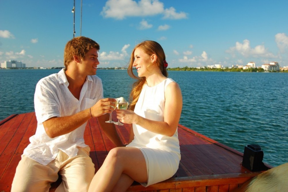 Columbus Lobster Dinner Cruise Cancun Project Expedition