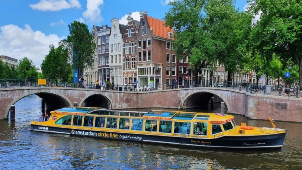 Amsterdam Canal Cruise from Central Station