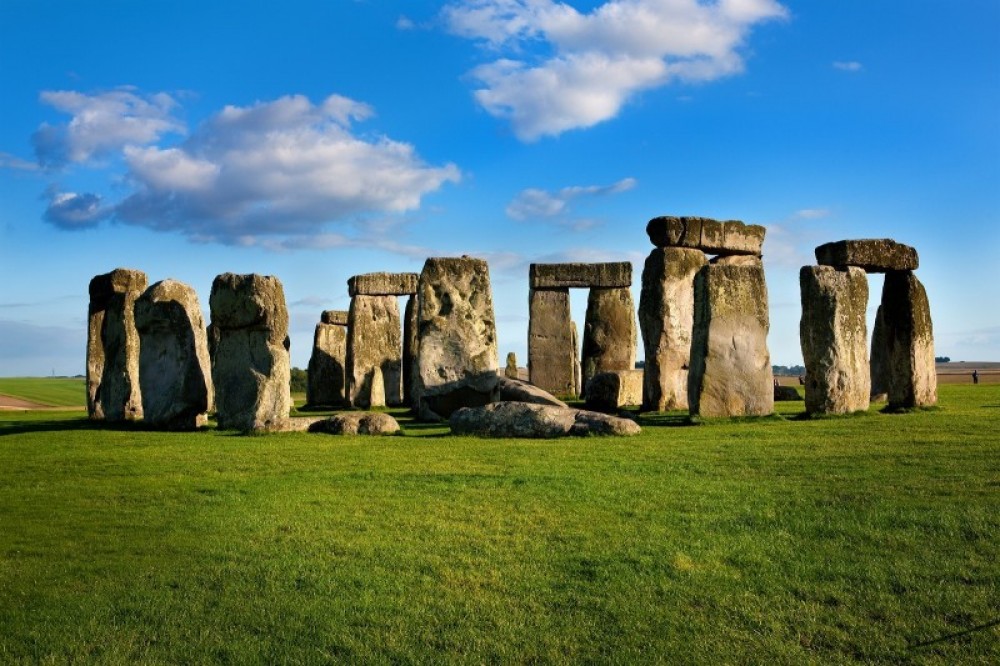 private tours to stonehenge and bath from london