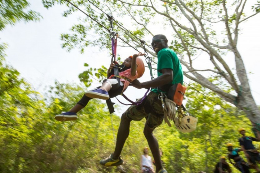 El Encanto Waterfall Canopy Zipline Tour