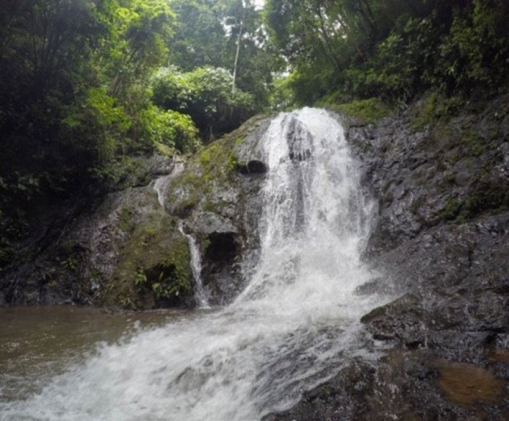 Waterfall Canyon Hike Jaco Project Expedition