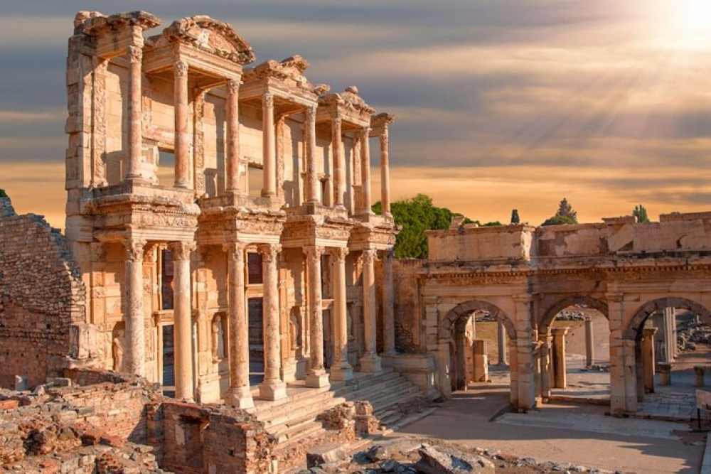 For Cruisers: Private Ephesus Tour and Biggest Aquapark of Turkey
