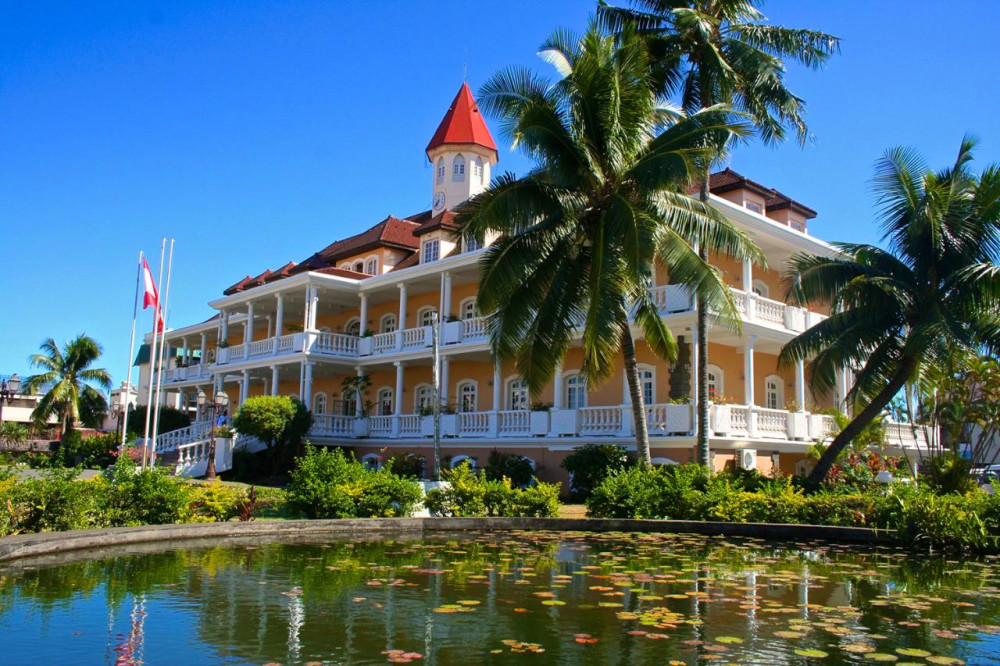 2 Hour Shared Group Walking Tour of Papeete