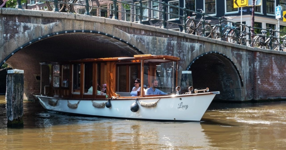 Private Dutch Food Walking & Boat Tour