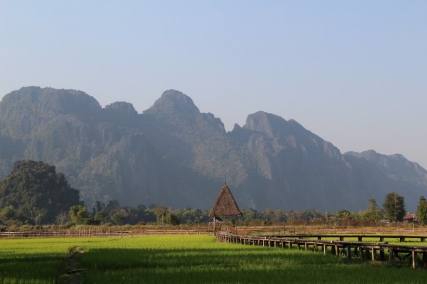 8 Days - The Must of Laos