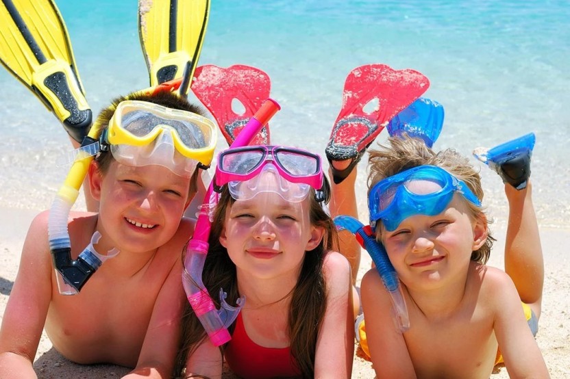 Stingray City, Coral Garden & Beach Tour
