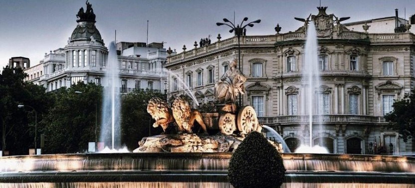 Combo: Palacio Real de Madrid + City Center Tour – Semi-Private