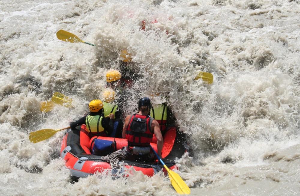 Whitewater Rafting In Interlaken From Zurich Zurich Project Expedition