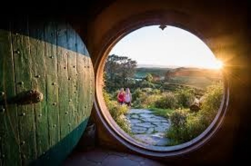 Hobbiton Movie Set Day Tour (Private Transport)