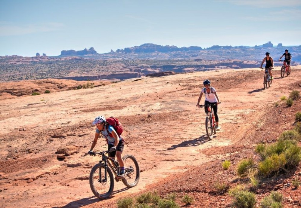 Desert Sunrise Full Day Mountain Bike Tour - Moab | Project Expedition