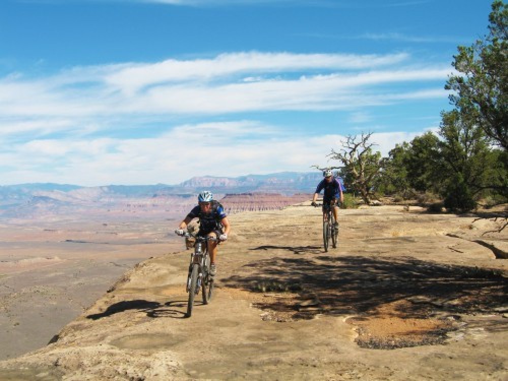 gooseberry mesa bike trail