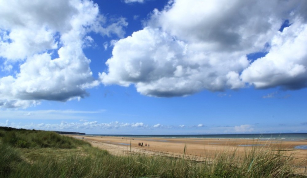 Omaha Beach Small Group Tour - Morning - Bayeux | Project Expedition