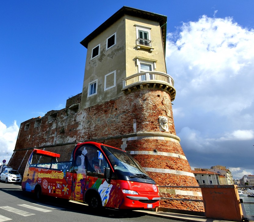 Return Transfer to Pisa + Lucca from Livorno