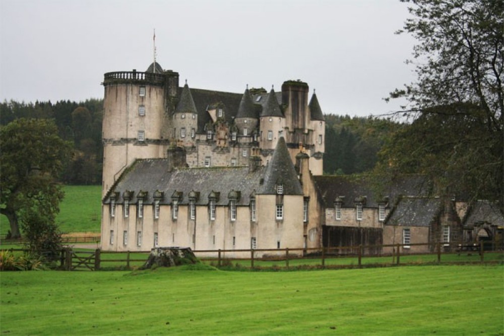 4 Day Small Group Tour - Scottish Castle Experience from Edinburgh