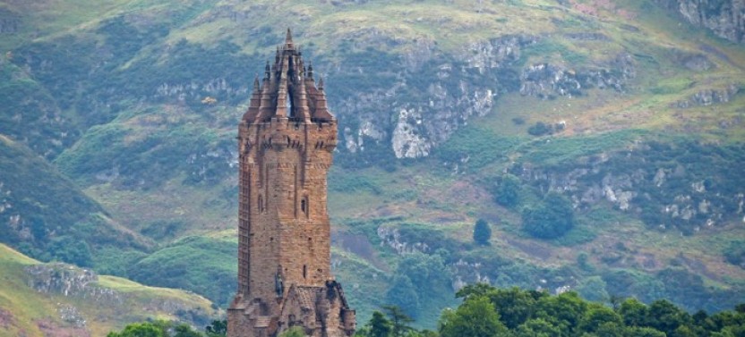 Stirling Castle, Loch Lomond & Cruise from Glasgow