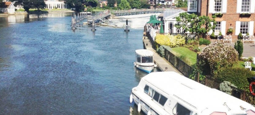 Oxford & Traditional Cotswold Villages from London