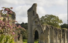 Stonehenge, Glastonbury, Bath & the South West Coast 3 Day from London