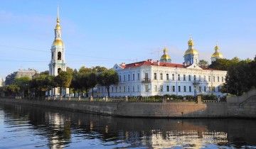 A picture of Shore Excursion: 2-day Premium St. Petersburg Small Group Tour
