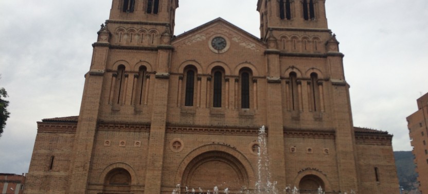 Private Medellin History + Religious tour