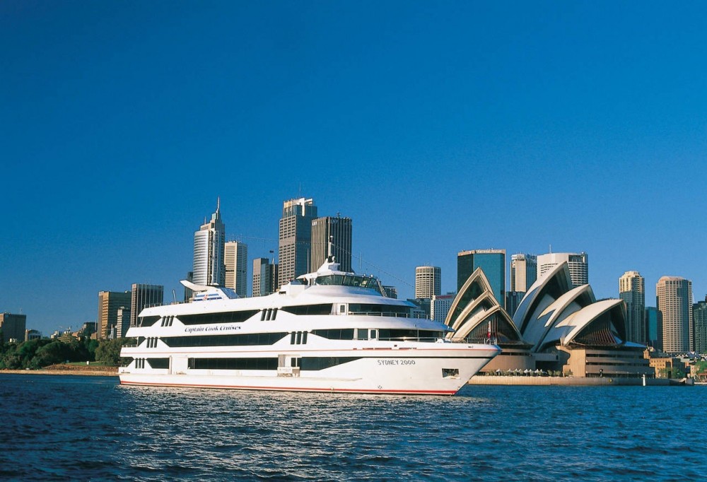 Sydney Harbour Highlights Boat Cruise - Sydney | Project Expedition