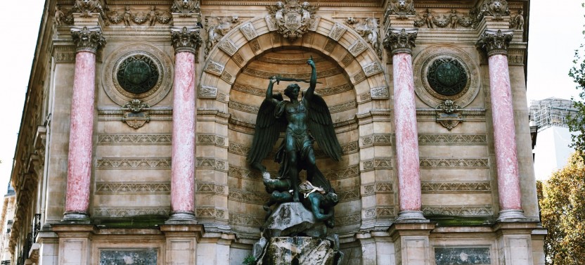 History Of Paris & City Center Walking Tour - Private
