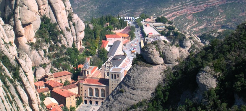 Small Group Barcelona and Montserrat Tour, photo 3 of 10