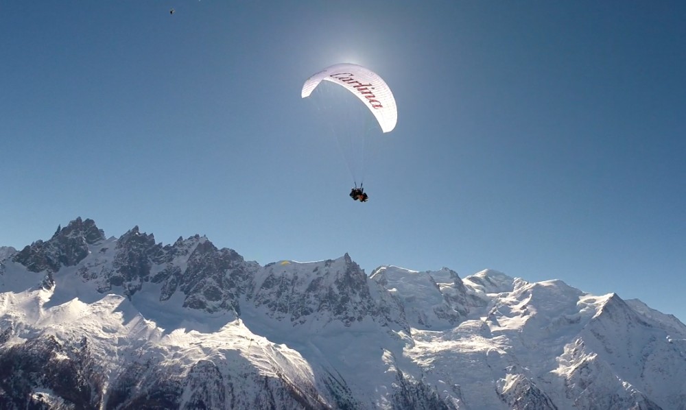 Chamonix Mont-Blanc Paragliding with Aiguille du Midi from Geneva