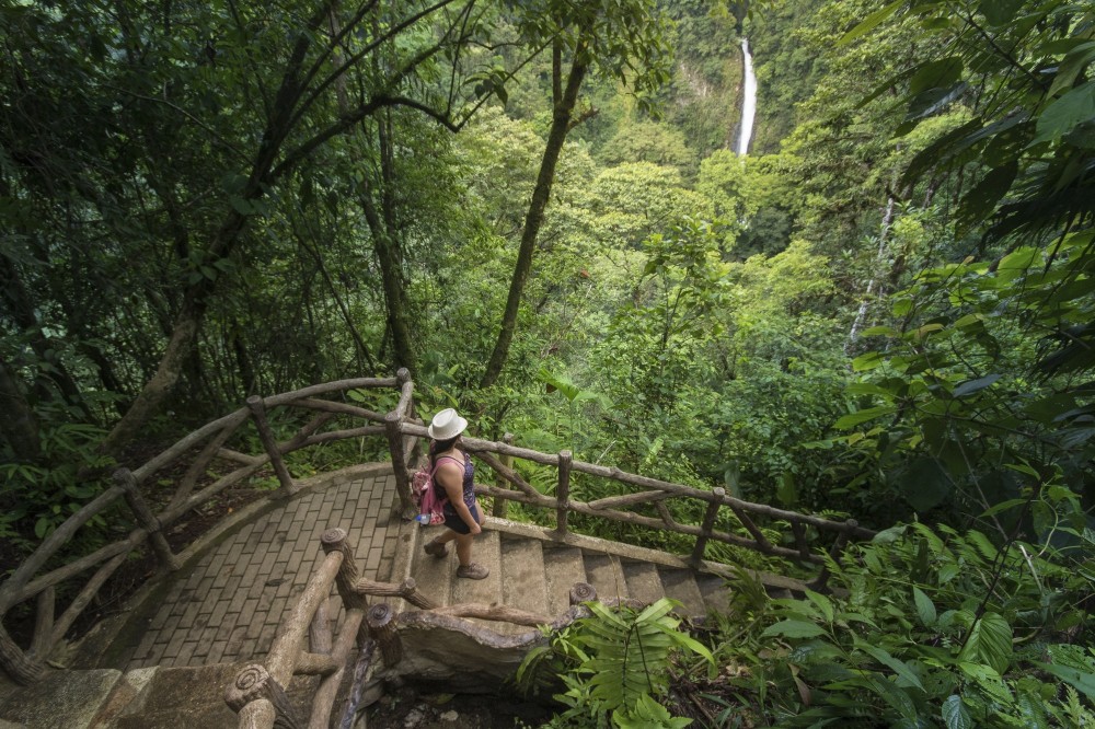 La Fortuna Waterfall Hike - La Fortuna | Project Expedition