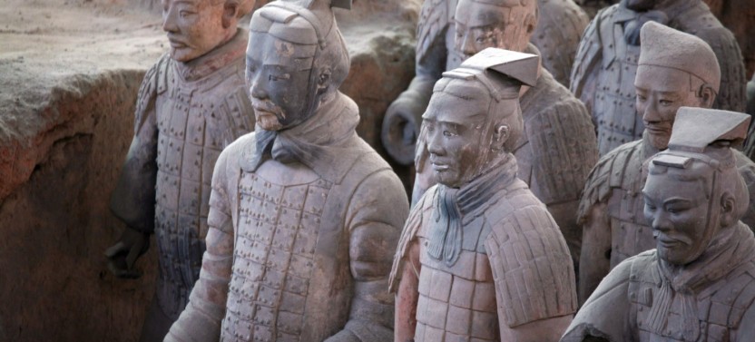 Private Xi'an Day Tour of Terracotta Army and City Wall