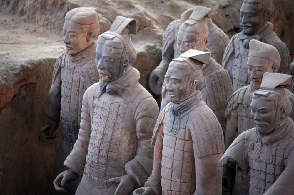 Private Xi'an Day Tour of Terracotta Army and City Wall