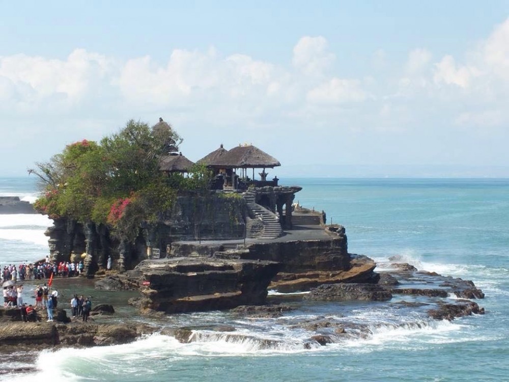 Ubud Tanah Lot Tours - Kuta | Project Expedition