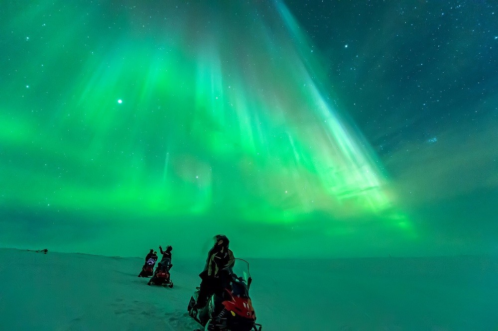 Snowmobile Photography Trip To Hunt The Auroras