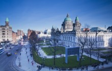 Best of Northern Ireland & Titanic Tour from Dublin