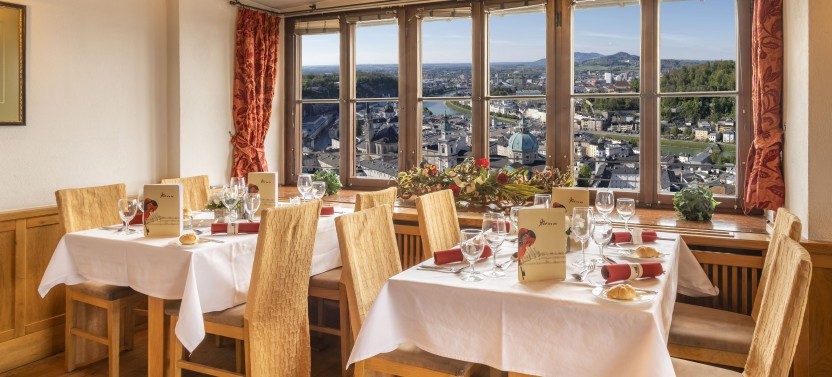 River Cruise & Best of Mozart Fortress Concert with Dinner