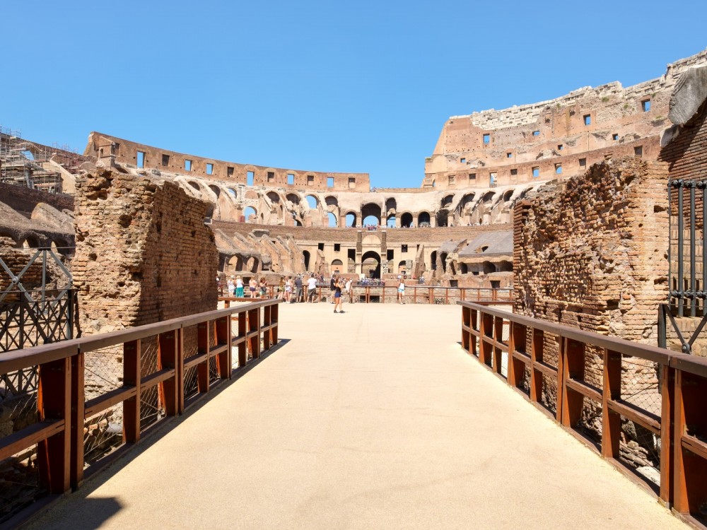 self guided tour colosseum rome