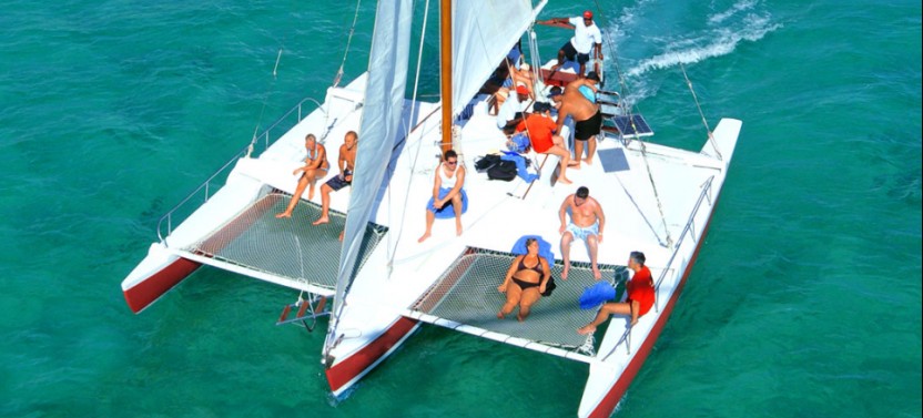 Semi-Private Snorkeling Cruise, Up to 16 Guests