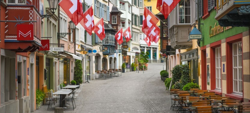 Guided Walking Tour in Zurich