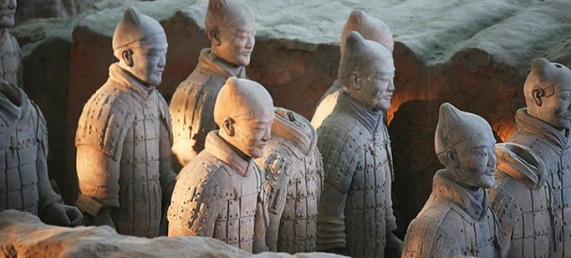 Xi'an: Terracotta Army, Buffet Lunch, City Wall, Goose Pagoda, Bazaar