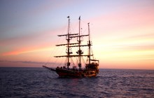 Yo Ho Show Sunset Dinner & Pirate Show Cruise Buccaneer Queen