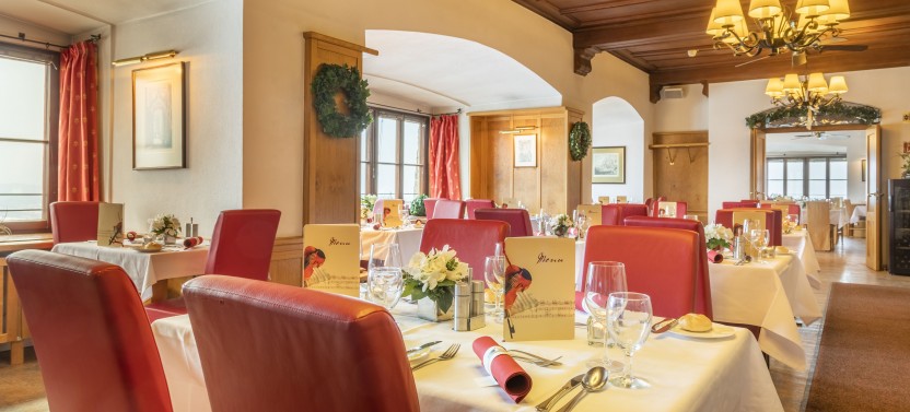 River Cruise & Best of Mozart Fortress Concert with Dinner