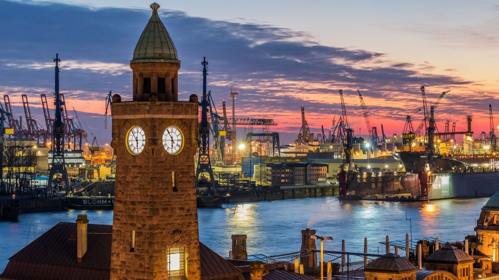 4 Day Private German Hanse Tour of Hamburg + Bremen + Luebeck