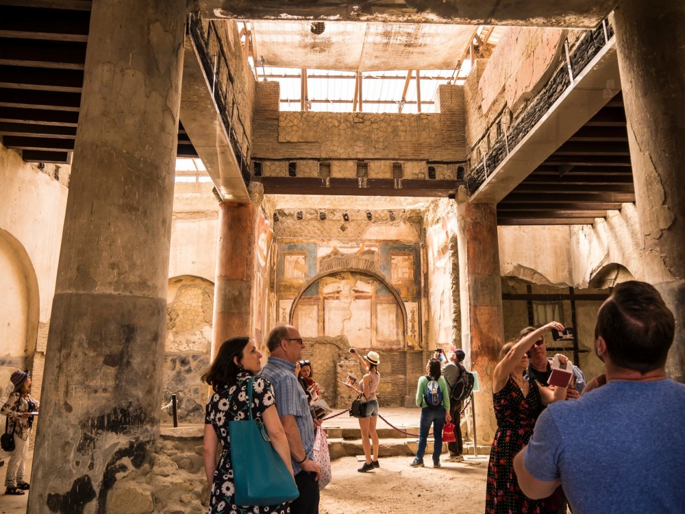 Herculaneum Small Group tour w/an Archaeologist - Skip the line