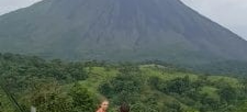 Private Tour: Arenal Volcano Hanging Bridges & Baldi Hot Springs Tour