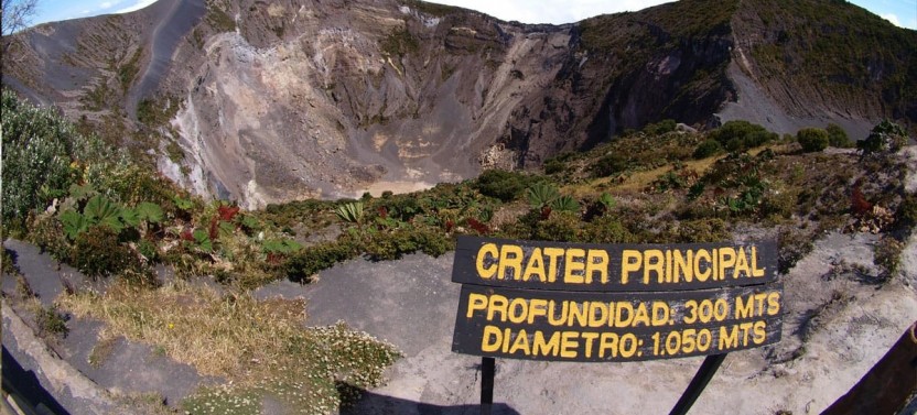 Private Tour: Irazú Volcano National Park Half Day