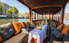 Classic River Boat Cruise incl. drinks & cheese