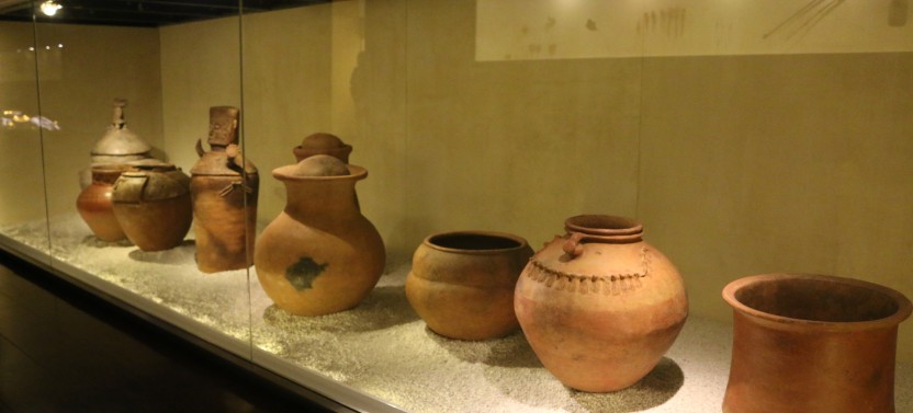 La Candelaria + Monserrate + Museums + Bogotá City Tour 7 Hours