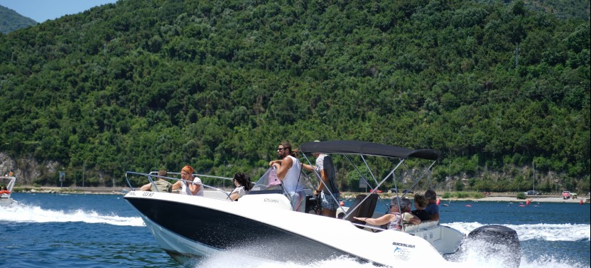 Private Boat Tour: Highlights of Kotor Bay w/ Blue Cave & Beach Time