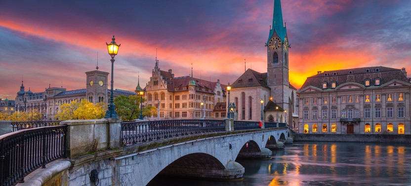 Guided Walking Tour in Zurich